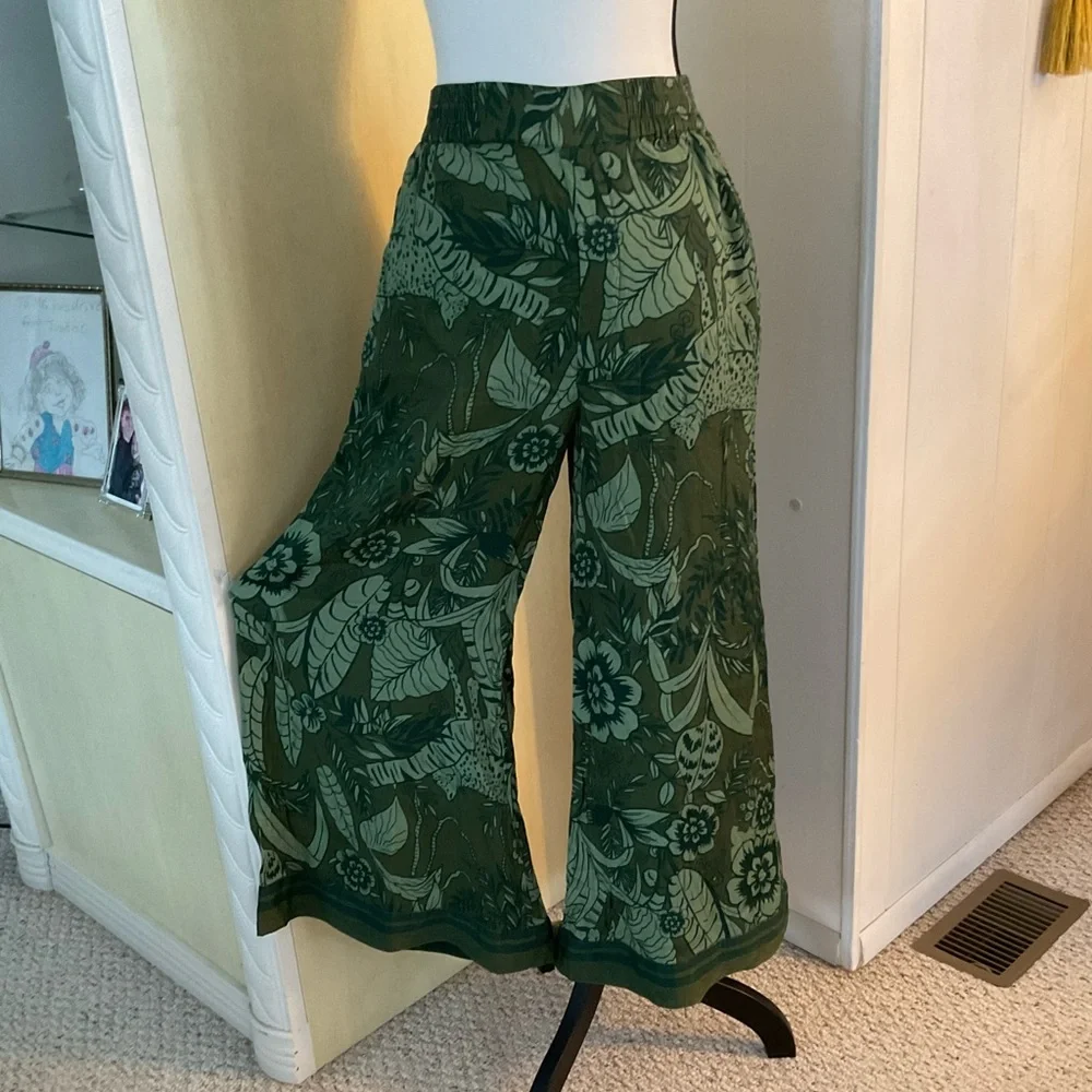 Farm Rio x Anthropologie Black and Green Print Wide-Leg Cut Pants Size Small - Picture 7 of 16